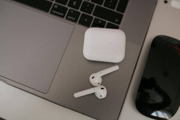 Effortless Guide: How to Connect AirPods to Your Windows PC